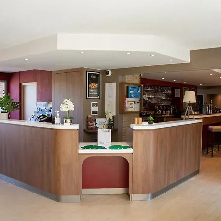 Campanile Dunkerque Sud - Otel
