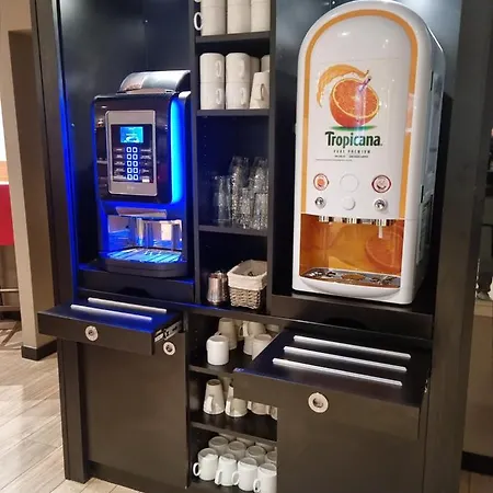 Hotel Campanile Dunkerque Sud - 3*