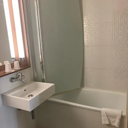 Otel Campanile Dunkerque Sud - 3*
